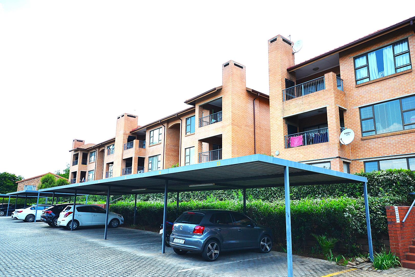 2 Bedroom Townhouse for Sale - Gauteng