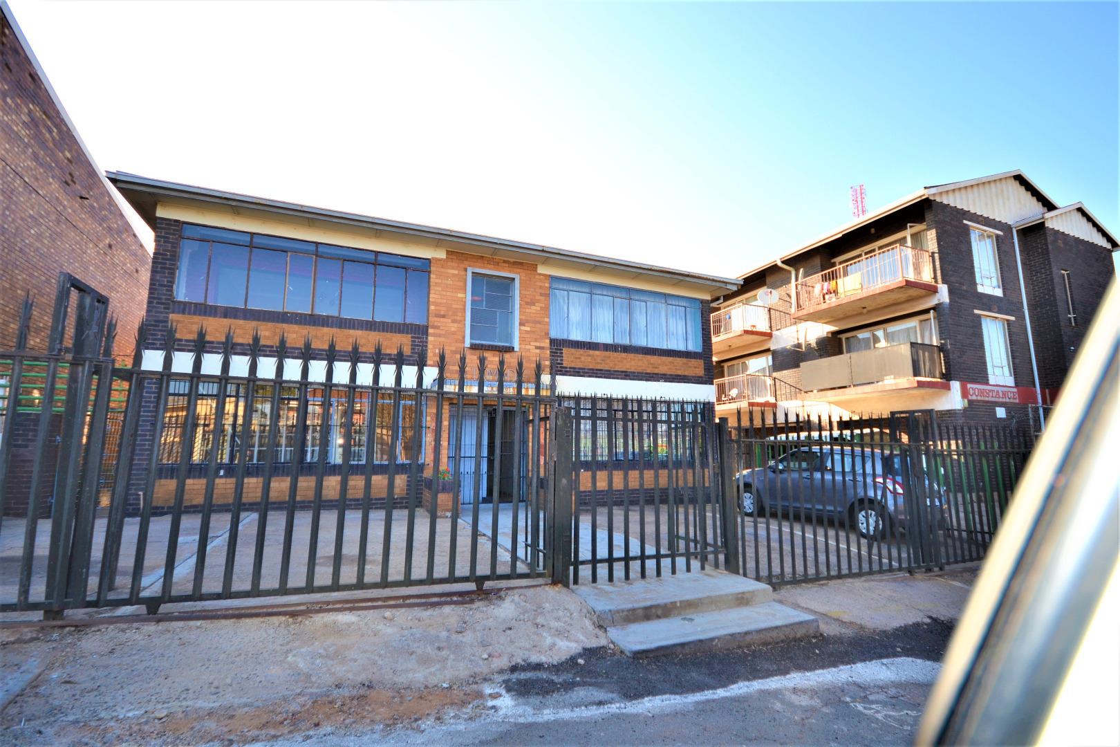 2 Bedroom Apartment for Sale - Gauteng